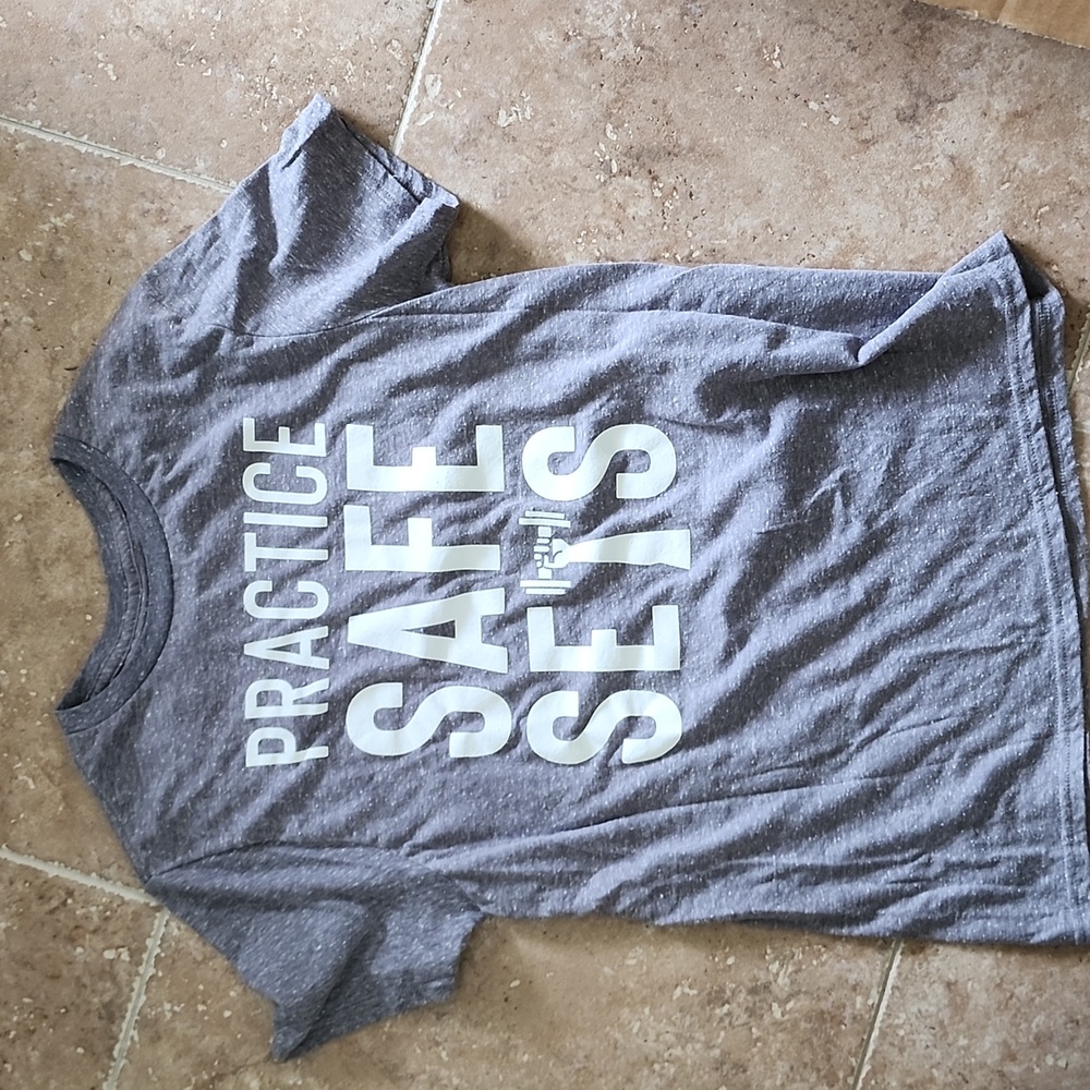 Weightlifting tshirt